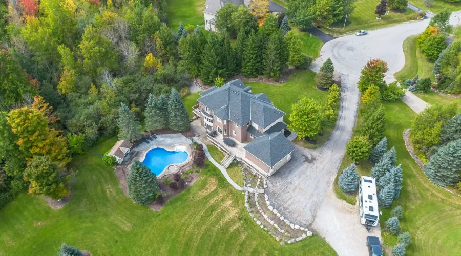 11170 Menzies Crt, Milton, Ontario, L0P 1B0, Canada, 5 Bedrooms Bedrooms, ,5 BathroomsBathrooms,Residential,For Sale,Menzies Crt,1753441