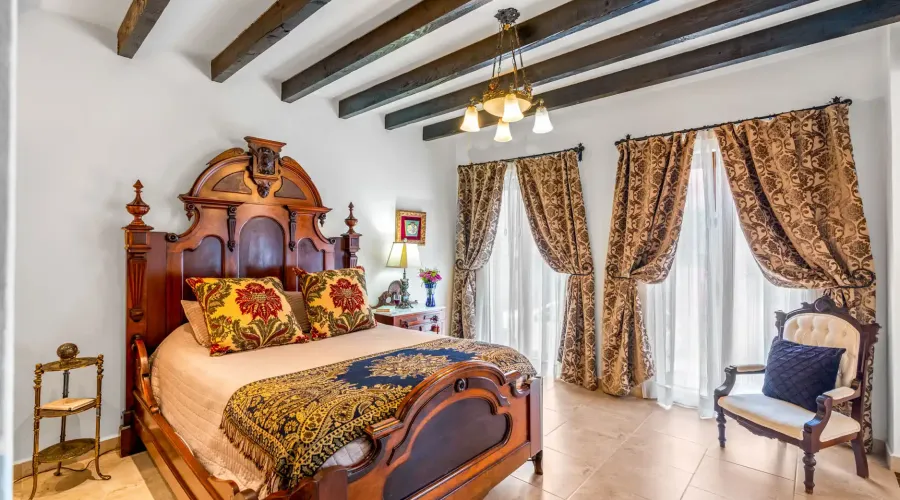 San Miguel de Allende, 37700, Mexico, 4 Bedrooms Bedrooms, ,5 BathroomsBathrooms,Residential,For Sale,San Miguel de Allende,1753991
