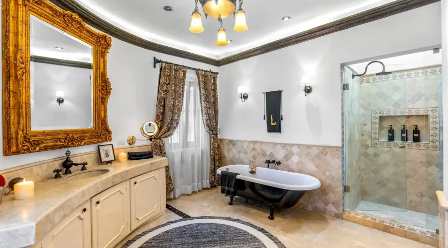 San Miguel de Allende, 37700, Mexico, 4 Bedrooms Bedrooms, ,5 BathroomsBathrooms,Residential,For Sale,San Miguel de Allende,1753991