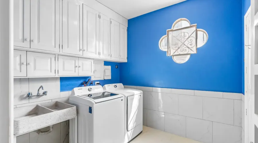 San Miguel de Allende, 37700, Mexico, 4 Bedrooms Bedrooms, ,5 BathroomsBathrooms,Residential,For Sale,San Miguel de Allende,1753991