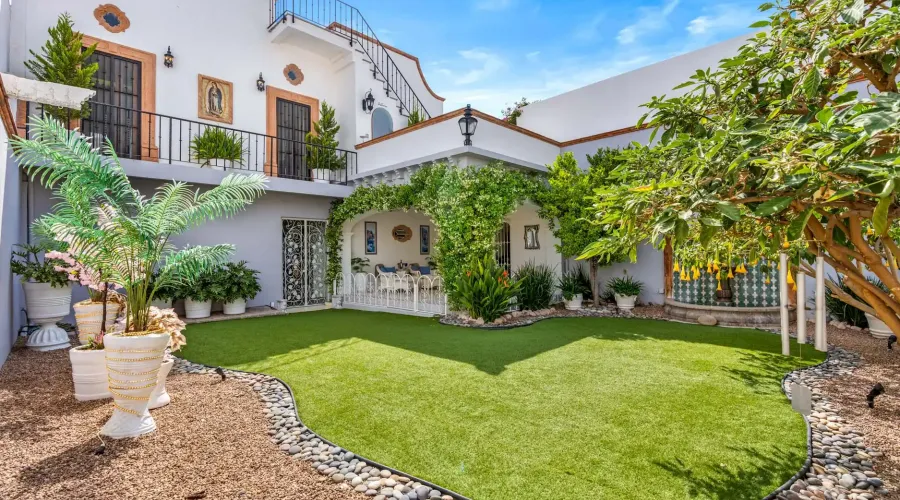San Miguel de Allende, 37700, Mexico, 4 Bedrooms Bedrooms, ,5 BathroomsBathrooms,Residential,For Sale,San Miguel de Allende,1753991