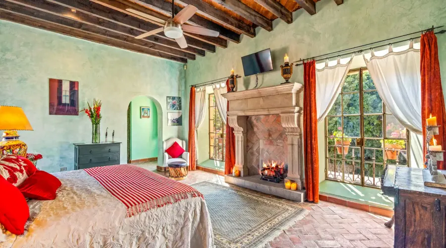 La Gran Casa del Parque, San Miguel de Allende, 37700, Mexico, 7 Bedrooms Bedrooms, ,7 BathroomsBathrooms,Residential,For Sale,La Gran Casa del Parque,1753993