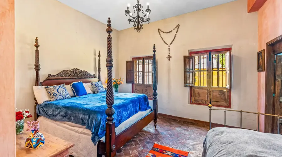 La Gran Casa del Parque, San Miguel de Allende, 37700, Mexico, 7 Bedrooms Bedrooms, ,7 BathroomsBathrooms,Residential,For Sale,La Gran Casa del Parque,1753993