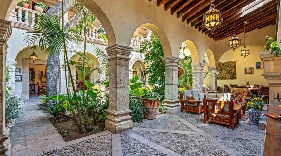 La Gran Casa del Parque, San Miguel de Allende, 37700, Mexico, 7 Bedrooms Bedrooms, ,7 BathroomsBathrooms,Residential,For Sale,La Gran Casa del Parque,1753993