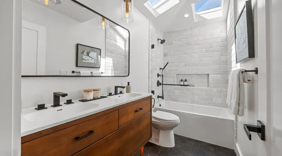 14 Channel Drive, Corte Madera, California, 94925, United States, 4 Bedrooms Bedrooms, ,2.5 BathroomsBathrooms,Residential,For Sale,14 Channel Drive,1755235