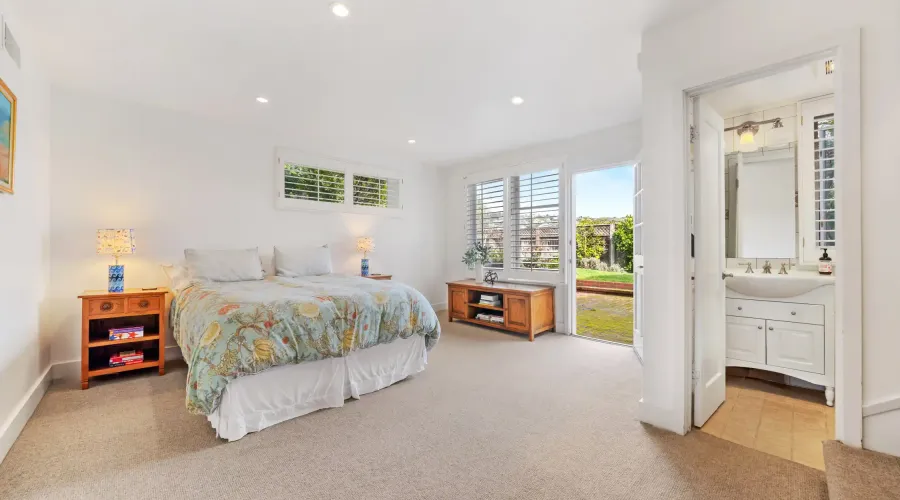 1 North Point Circle, Belvedere Tiburon, California, 94920, United States, 4 Bedrooms Bedrooms, ,3.5 BathroomsBathrooms,Residential,For Sale,1 North Point Circle,1755310