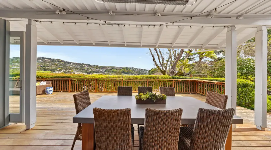 1 North Point Circle, Belvedere Tiburon, California, 94920, United States, 4 Bedrooms Bedrooms, ,3.5 BathroomsBathrooms,Residential,For Sale,1 North Point Circle,1755310
