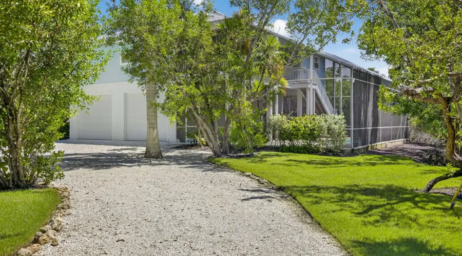 1234 Middle Gulf Drive, Sanibel, Florida, 33957, United States, 3 Bedrooms Bedrooms, 13 Rooms Rooms,3 BathroomsBathrooms,Residential,For Sale,Middle Gulf,1756461