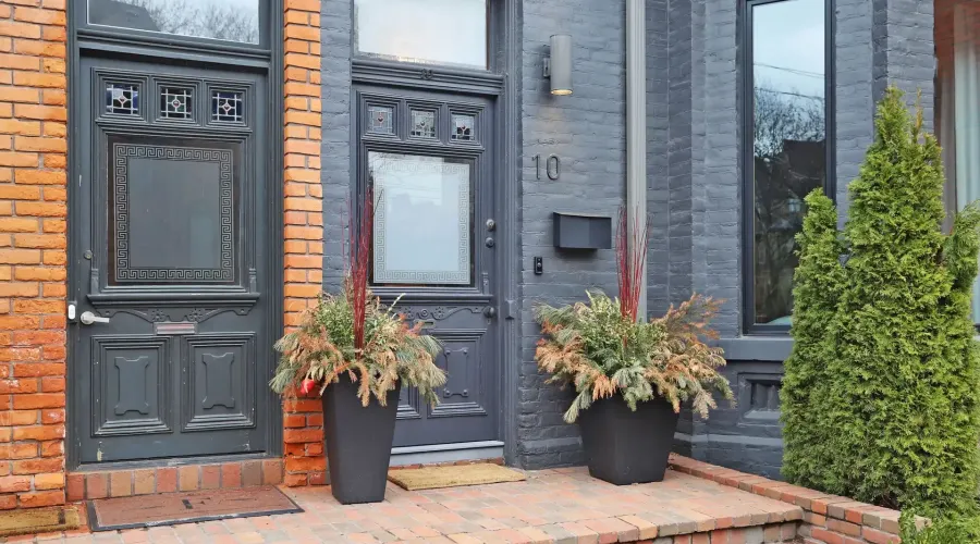 10 Webster Ave, Toronto, Ontario, Canada, 3 Bedrooms Bedrooms, ,3 BathroomsBathrooms,Residential,For Sale,Webster,1757647