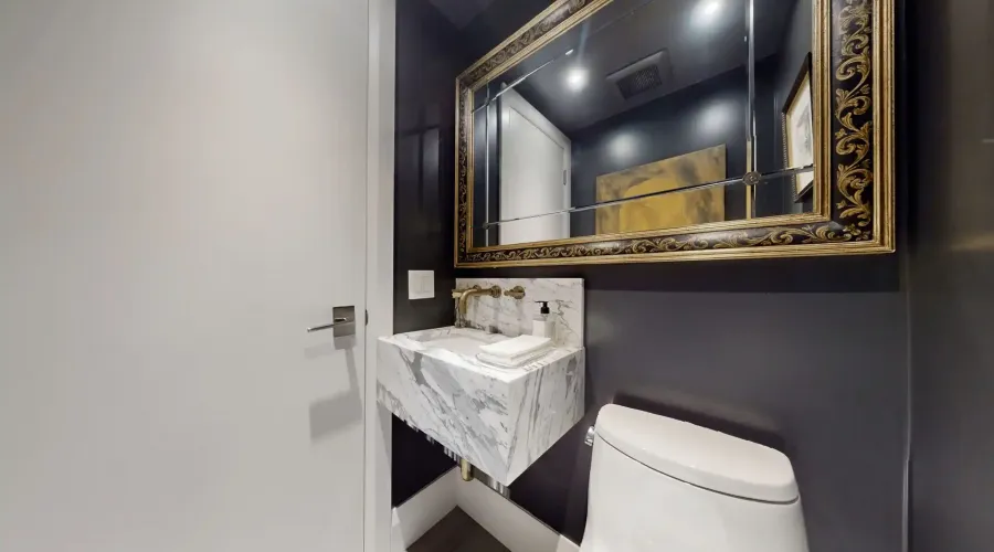 10 Webster Ave, Toronto, Ontario, Canada, 3 Bedrooms Bedrooms, ,3 BathroomsBathrooms,Residential,For Sale,Webster,1757647