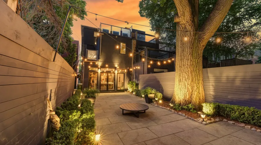 10 Webster Ave, Toronto, Ontario, Canada, 3 Bedrooms Bedrooms, ,3 BathroomsBathrooms,Residential,For Sale,Webster,1757647