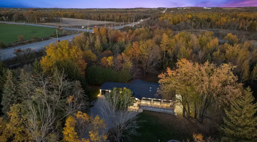 2993 Innisfil Beach Rd, Innisfil, Ontario, L9S 4C3, Canada, 4 Bedrooms Bedrooms, ,4 BathroomsBathrooms,Residential,For Sale,Innisfil Beach Rd,1761260