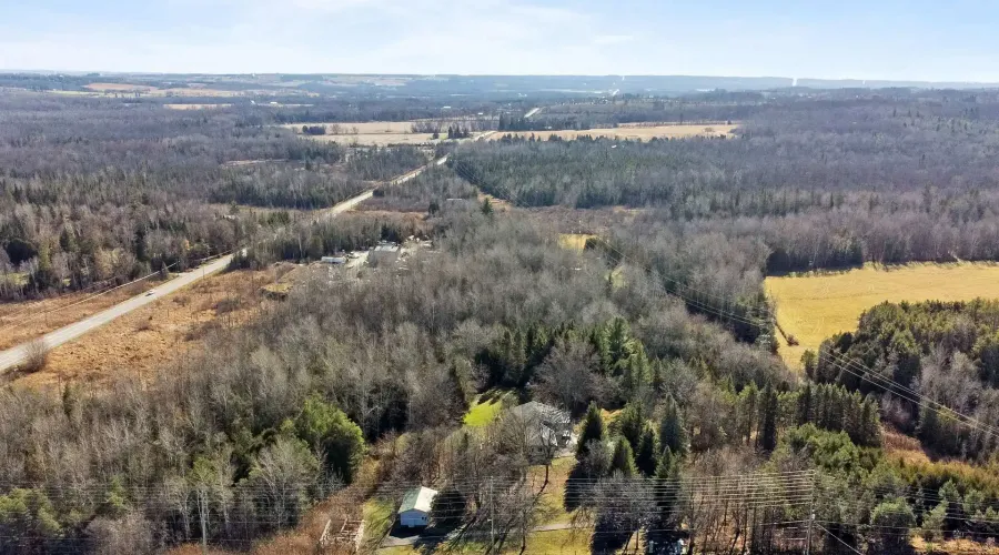 2993 Innisfil Beach Rd, Innisfil, Ontario, L9S 4C3, Canada, 4 Bedrooms Bedrooms, ,4 BathroomsBathrooms,Residential,For Sale,Innisfil Beach Rd,1761260