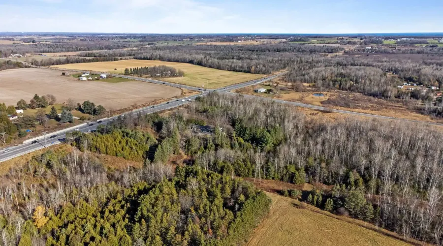 2993 Innisfil Beach Rd, Innisfil, Ontario, L9S 4C3, Canada, 4 Bedrooms Bedrooms, ,4 BathroomsBathrooms,Residential,For Sale,Innisfil Beach Rd,1761260