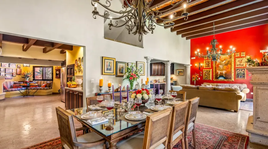 San Miguel de Allende, Mexico, 4 Bedrooms Bedrooms, ,4 BathroomsBathrooms,Residential,Pending,1768973
