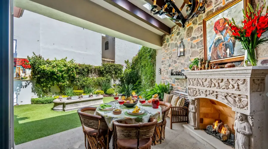 San Miguel de Allende, Mexico, 4 Bedrooms Bedrooms, ,4 BathroomsBathrooms,Residential,Pending,1768973