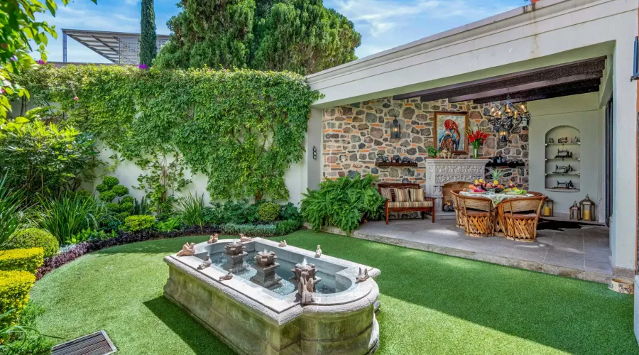 San Miguel de Allende, Mexico, 4 Bedrooms Bedrooms, ,4 BathroomsBathrooms,Residential,Pending,1768973