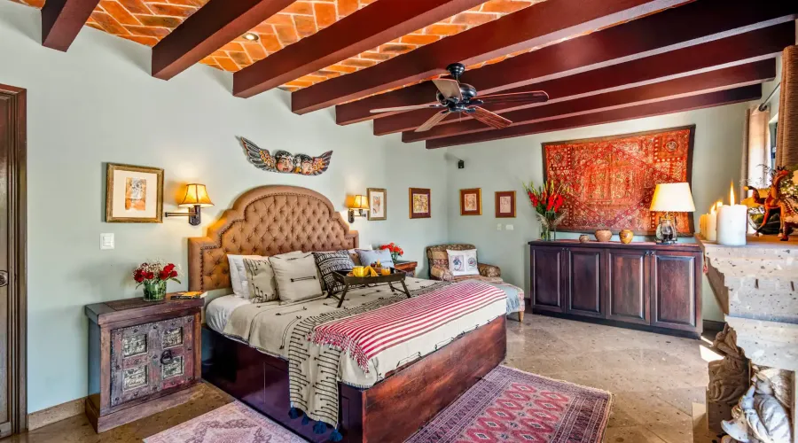 San Miguel de Allende, Mexico, 4 Bedrooms Bedrooms, ,4 BathroomsBathrooms,Residential,Pending,1768973