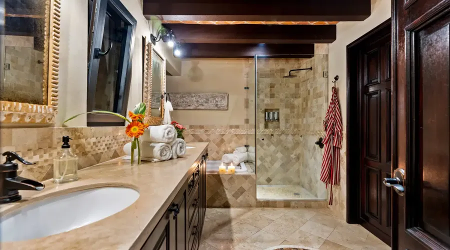 San Miguel de Allende, Mexico, 4 Bedrooms Bedrooms, ,4 BathroomsBathrooms,Residential,Pending,1768973