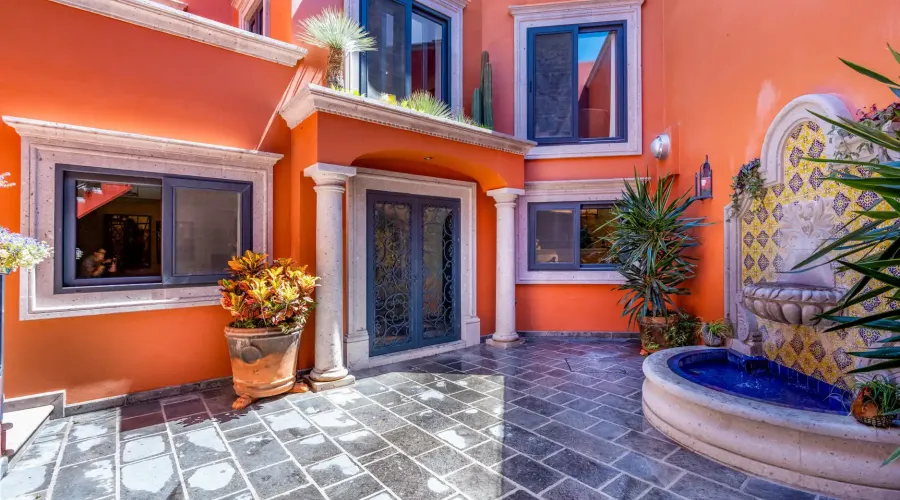 San Miguel de Allende, Mexico, 4 Bedrooms Bedrooms, ,4 BathroomsBathrooms,Residential,Pending,1768973
