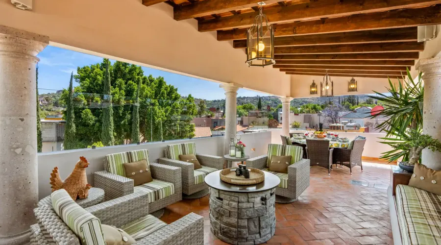 San Miguel de Allende, Mexico, 4 Bedrooms Bedrooms, ,4 BathroomsBathrooms,Residential,Pending,1768973