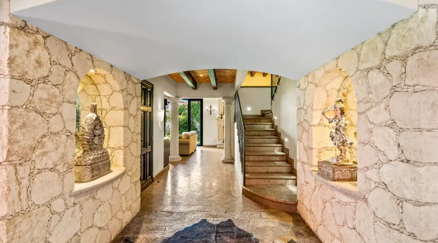 San Miguel de Allende, Mexico, 4 Bedrooms Bedrooms, ,4 BathroomsBathrooms,Residential,Pending,1768973
