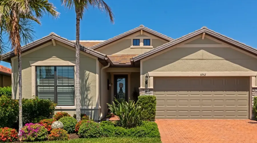 5952 Snowy Egret Drive, Sarasota, Florida, 34238, United States, 2 Bedrooms Bedrooms, 5 Rooms Rooms,2 BathroomsBathrooms,Residential,For Sale,Snowy Egret Drive ,1768974