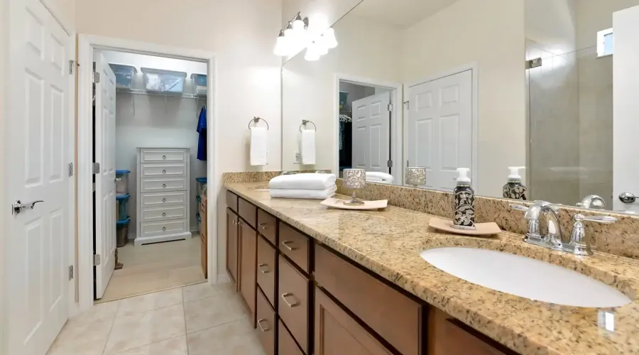 5952 Snowy Egret Drive, Sarasota, Florida, 34238, United States, 2 Bedrooms Bedrooms, 5 Rooms Rooms,2 BathroomsBathrooms,Residential,For Sale,Snowy Egret Drive ,1768974