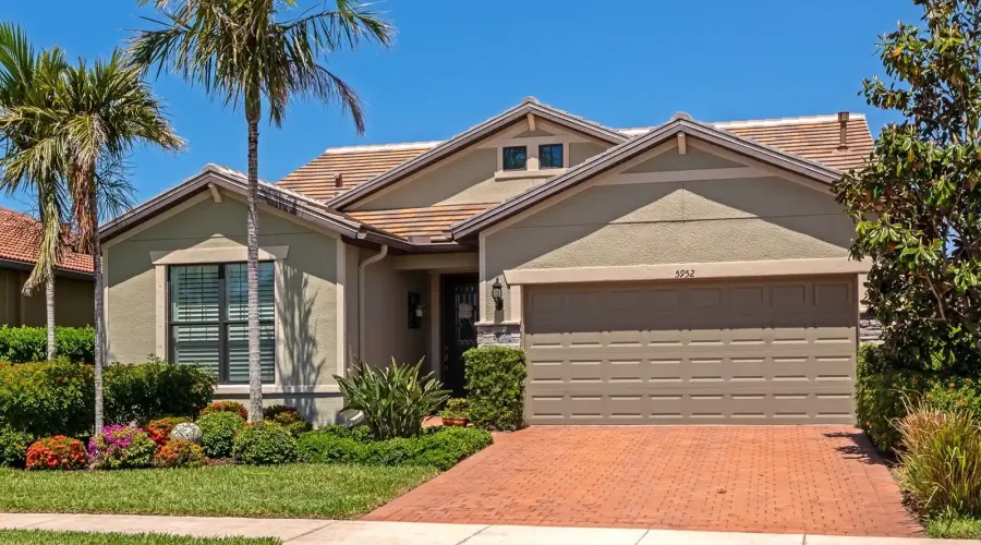 5952 Snowy Egret Drive, Sarasota, Florida, 34238, United States, 2 Bedrooms Bedrooms, 5 Rooms Rooms,2 BathroomsBathrooms,Residential,For Sale,Snowy Egret Drive ,1768974