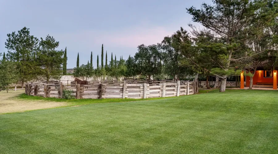 San Miguel de Allende, Mexico, 8 Bedrooms Bedrooms, ,13 BathroomsBathrooms,Residential,For Sale,1768976