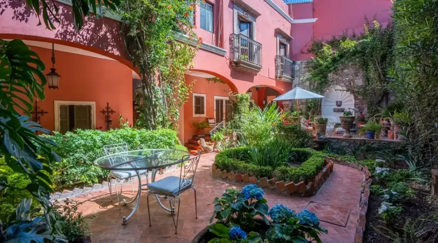 San Miguel de Allende, Mexico, 3 Bedrooms Bedrooms, ,3 BathroomsBathrooms,Residential,For Sale,1768978