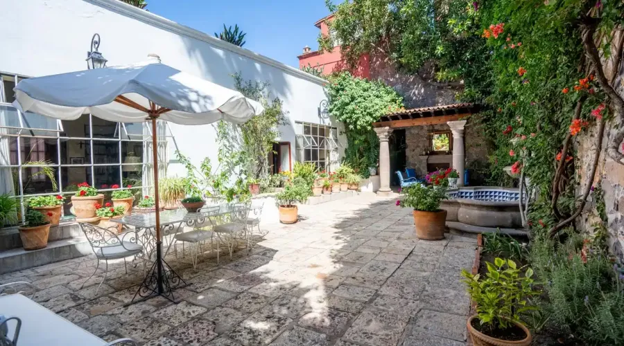 San Miguel de Allende, Mexico, 3 Bedrooms Bedrooms, ,3 BathroomsBathrooms,Residential,For Sale,1768978