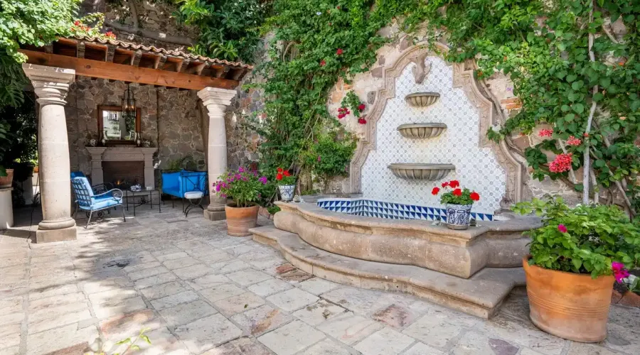 San Miguel de Allende, Mexico, 3 Bedrooms Bedrooms, ,3 BathroomsBathrooms,Residential,For Sale,1768978