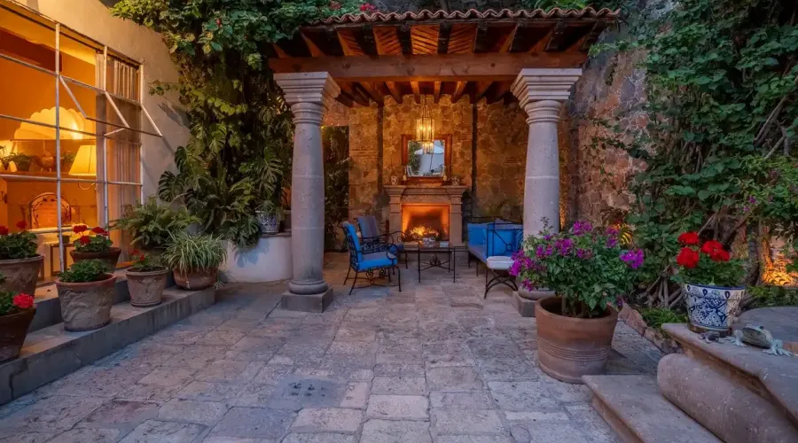 San Miguel de Allende, Mexico, 3 Bedrooms Bedrooms, ,3 BathroomsBathrooms,Residential,For Sale,1768978