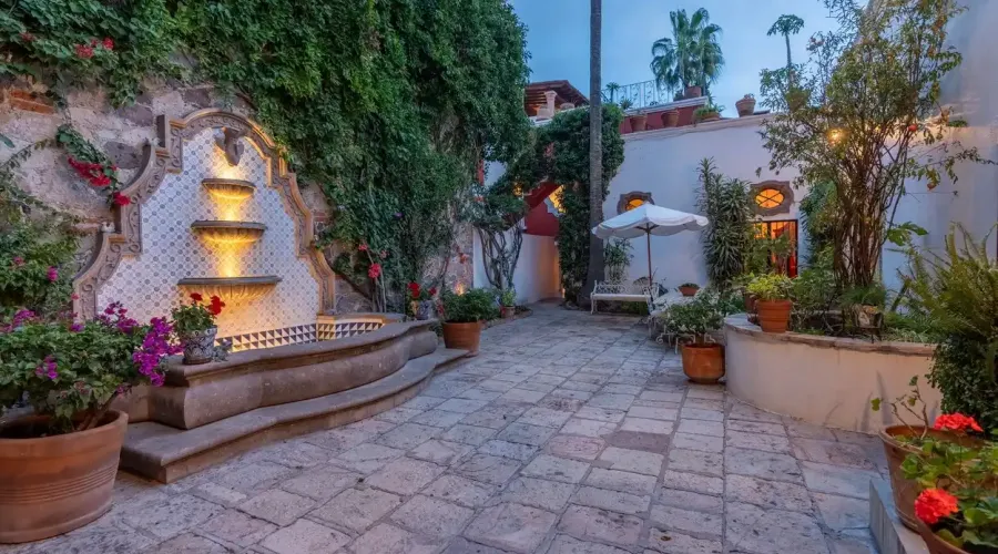 San Miguel de Allende, Mexico, 3 Bedrooms Bedrooms, ,3 BathroomsBathrooms,Residential,For Sale,1768978