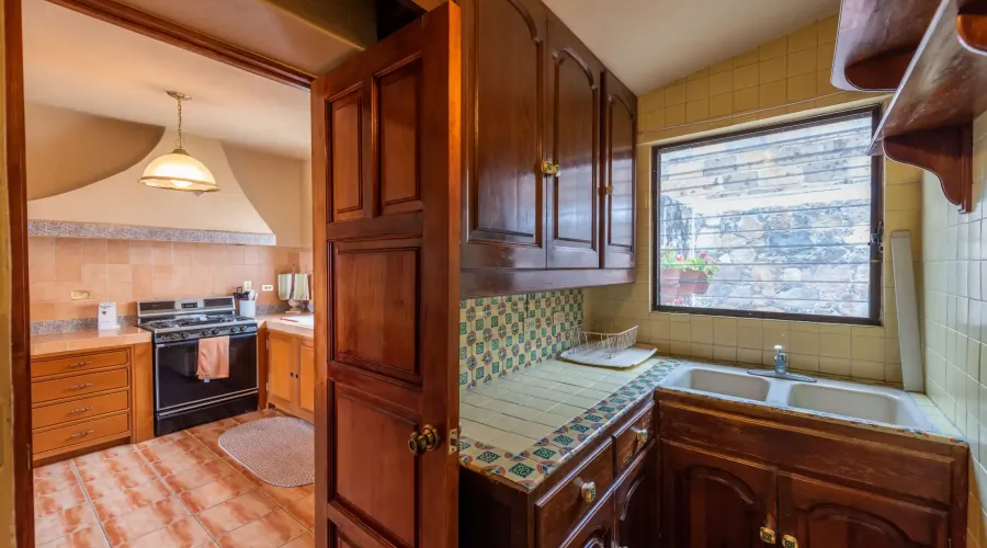 San Miguel de Allende, Mexico, 9 Bedrooms Bedrooms, ,8 BathroomsBathrooms,Residential,For Sale,1768979