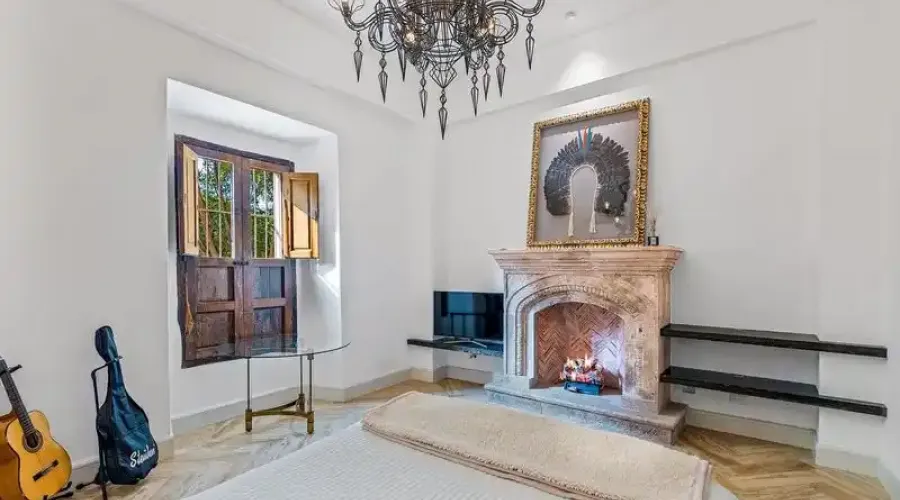 San Miguel de Allende, Mexico, 2 Bedrooms Bedrooms, ,2 BathroomsBathrooms,Residential,For Sale,1768980