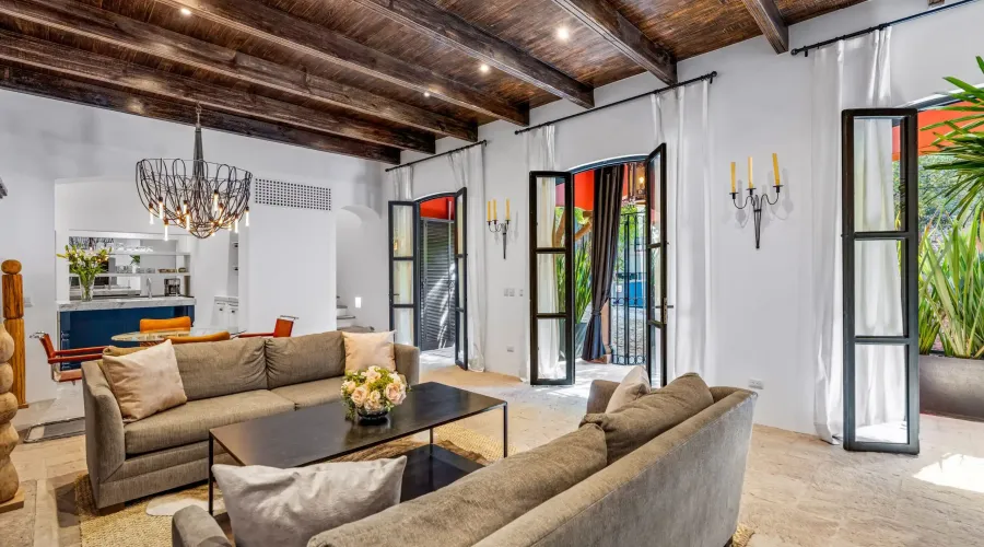 San Miguel de Allende, Mexico, 2 Bedrooms Bedrooms, ,2 BathroomsBathrooms,Residential,For Sale,1768980