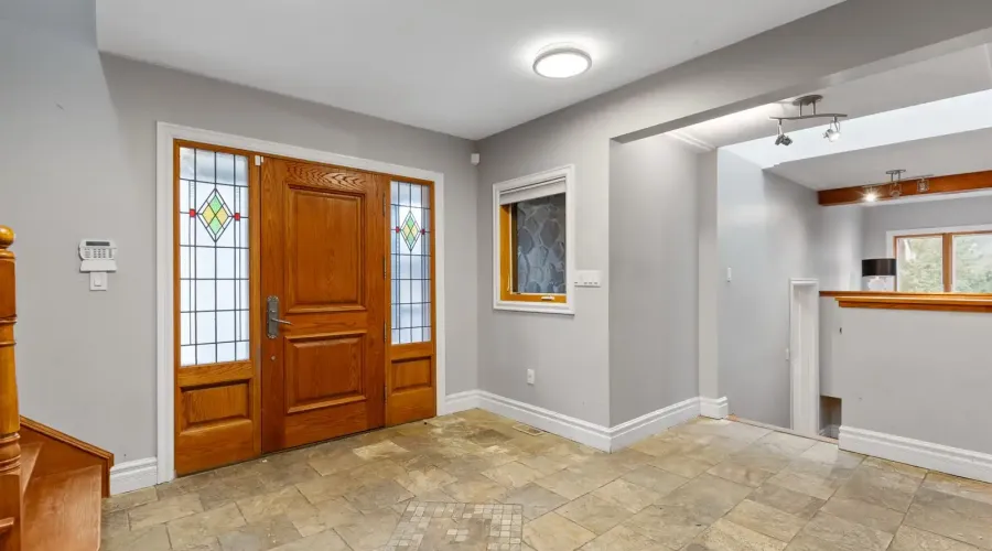 690 Meadow Wood Road, Mississauga, Ontario, L5J 2S6, Canada, 4 Bedrooms Bedrooms, ,3 BathroomsBathrooms,Residential,For Sale,Meadow Wood Road,1770194
