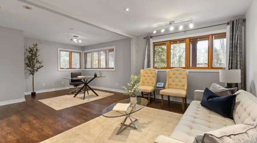690 Meadow Wood Road, Mississauga, Ontario, L5J 2S6, Canada, 4 Bedrooms Bedrooms, ,3 BathroomsBathrooms,Residential,For Sale,Meadow Wood Road,1770194