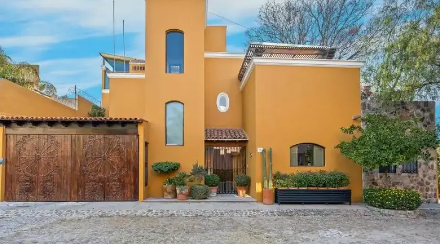 San Miguel de Allende, Mexico, 3 Bedrooms Bedrooms, ,3 BathroomsBathrooms,Residential,For Sale,1770195