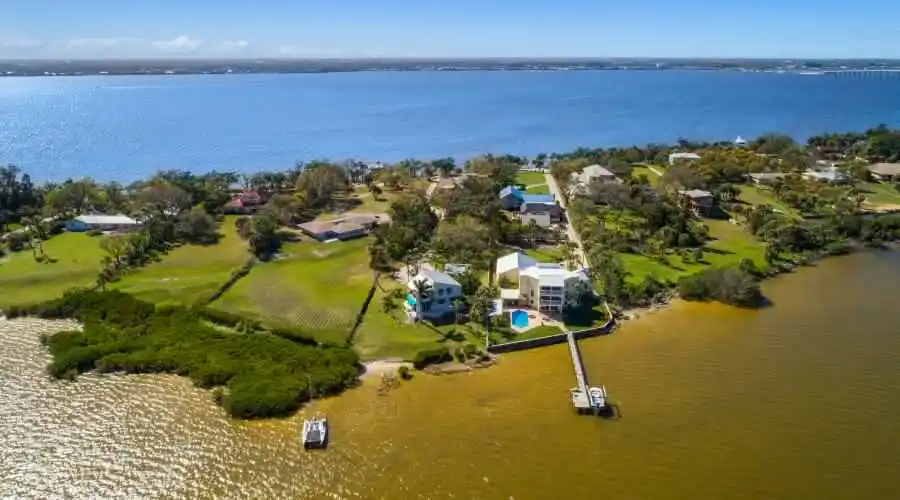 9094 S Tropical Trail,Merritt Island,Florida 32952,United States,3 Bedrooms Bedrooms,11 Rooms Rooms,2 BathroomsBathrooms,Residential,S Tropical Trail,173850