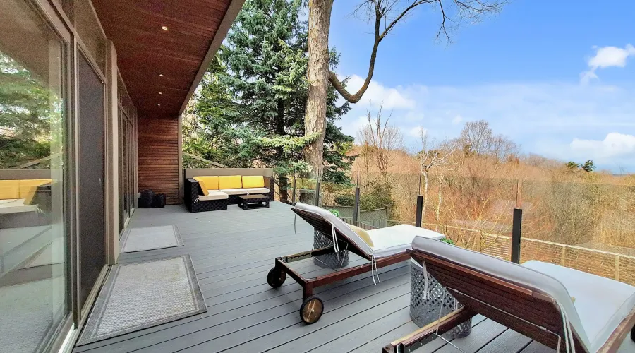 9 Fenwood Hts, Toronto, Ontario, Canada, 3 Bedrooms Bedrooms, ,3 BathroomsBathrooms,Residential,For Sale,Fenwood,1780470