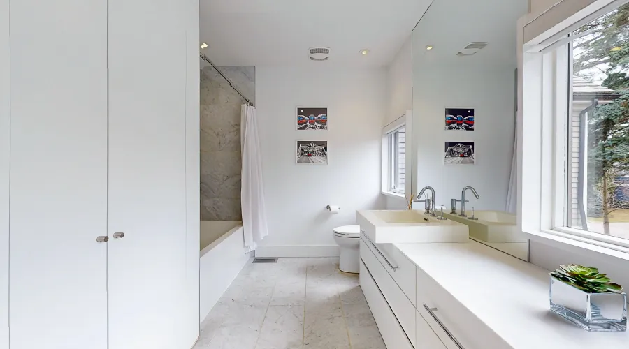 9 Fenwood Hts, Toronto, Ontario, Canada, 3 Bedrooms Bedrooms, ,3 BathroomsBathrooms,Residential,For Sale,Fenwood,1780470