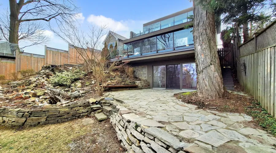 9 Fenwood Hts, Toronto, Ontario, Canada, 3 Bedrooms Bedrooms, ,3 BathroomsBathrooms,Residential,For Sale,Fenwood,1780470