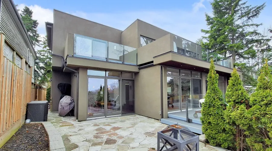 9 Fenwood Hts, Toronto, Ontario, Canada, 3 Bedrooms Bedrooms, ,3 BathroomsBathrooms,Residential,For Sale,Fenwood,1780470