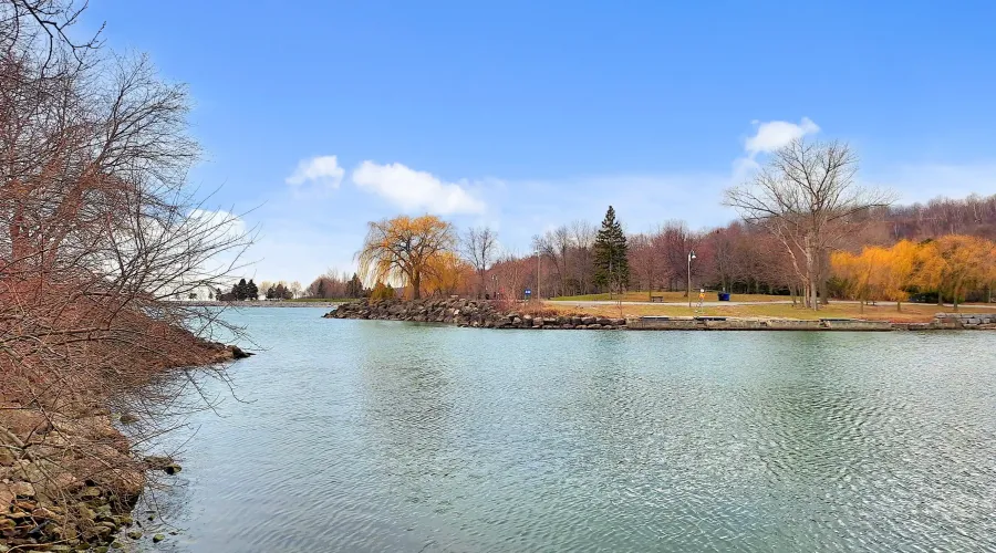 9 Fenwood Hts, Toronto, Ontario, Canada, 3 Bedrooms Bedrooms, ,3 BathroomsBathrooms,Residential,For Sale,Fenwood,1780470