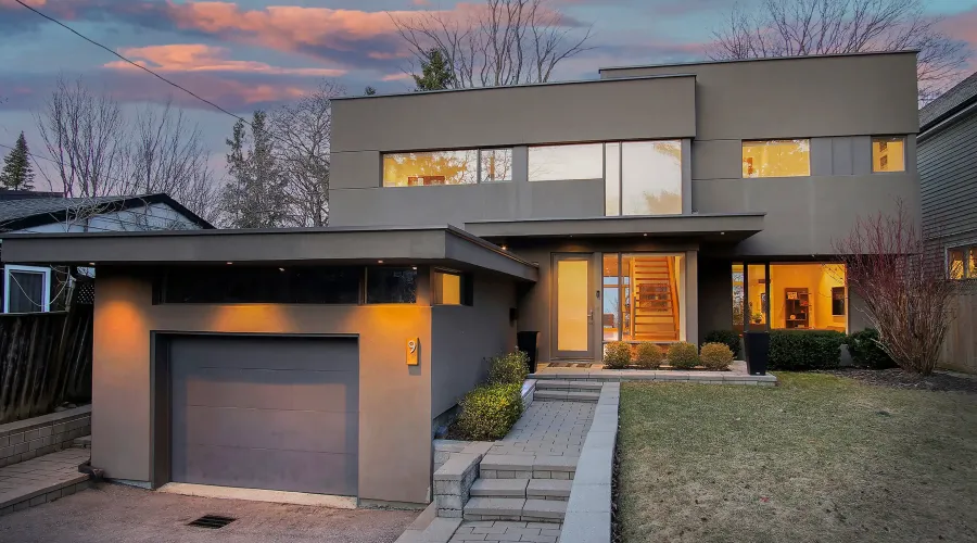 9 Fenwood Hts, Toronto, Ontario, Canada, 3 Bedrooms Bedrooms, ,3 BathroomsBathrooms,Residential,For Sale,Fenwood,1780470