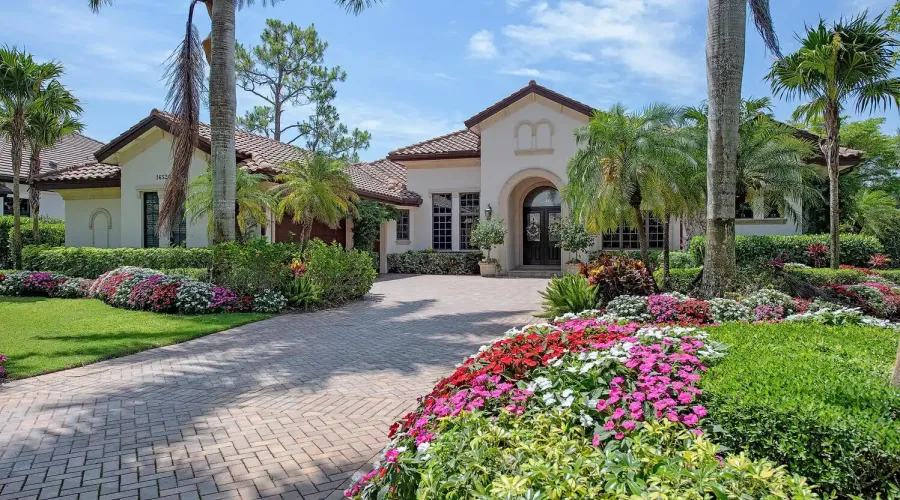 16524 Cellini Lane, Naples, Florida, 34110, United States, 4 Bedrooms Bedrooms, 9 Rooms Rooms,4 BathroomsBathrooms,Residential,For Sale,Cellini,1788576