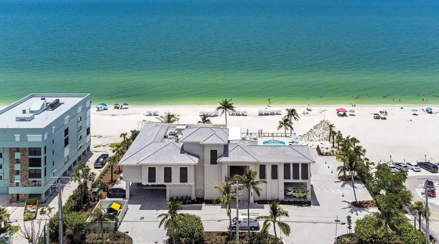 16524 Cellini Lane, Naples, Florida, 34110, United States, 4 Bedrooms Bedrooms, 9 Rooms Rooms,4 BathroomsBathrooms,Residential,For Sale,Cellini,1788576